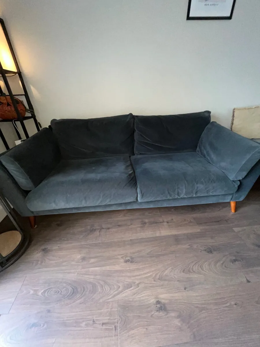 Couch - Image 1