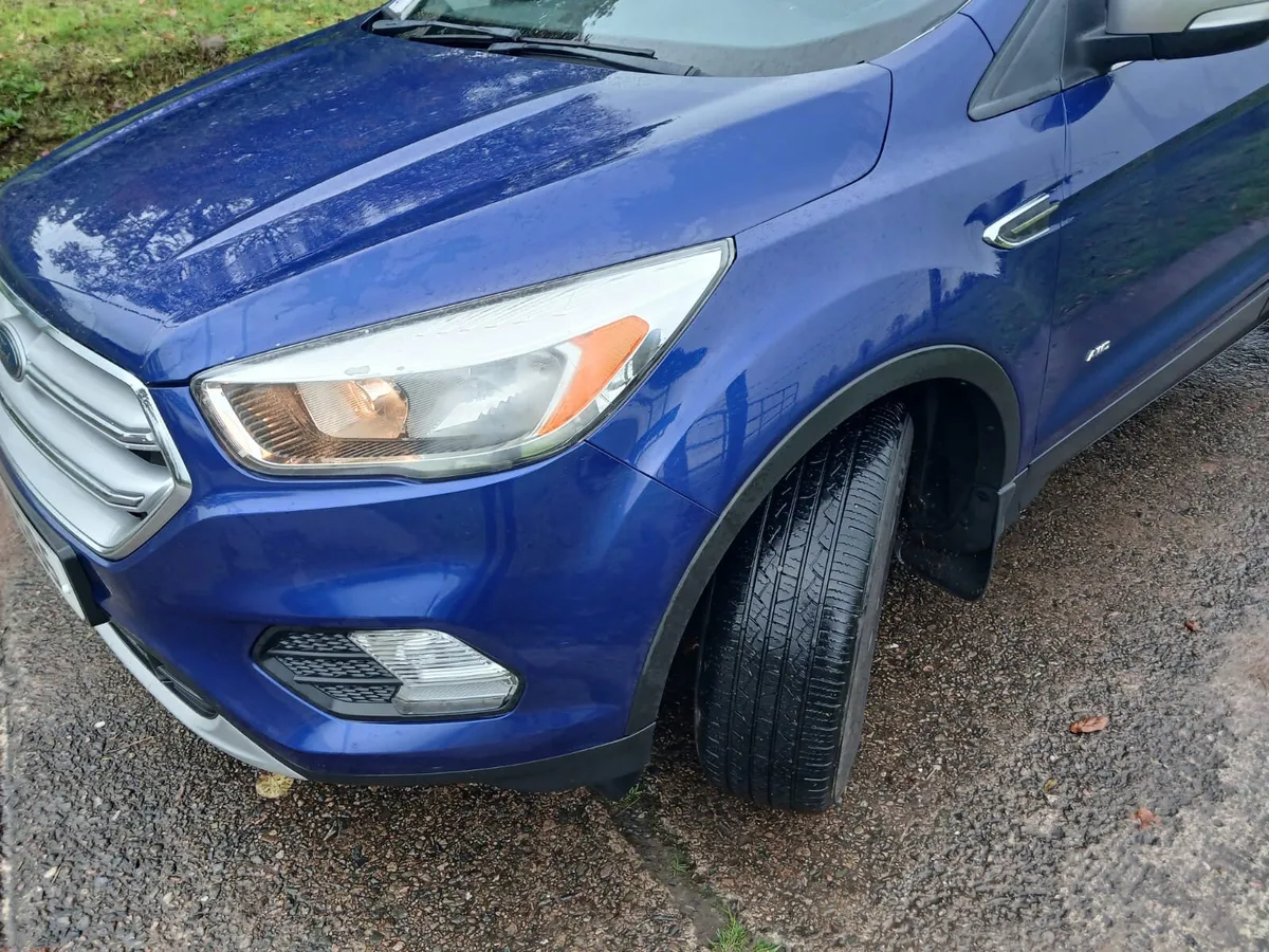 ‘17 Ford Kuga 2.0 Tdci Zetec 4X4 (LOW NOX) - Image 2
