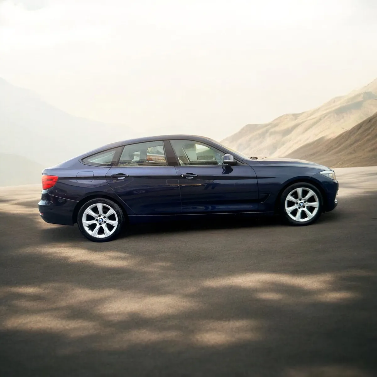2015 BMW 3-Series 318-D SE Manual Leather - Image 3