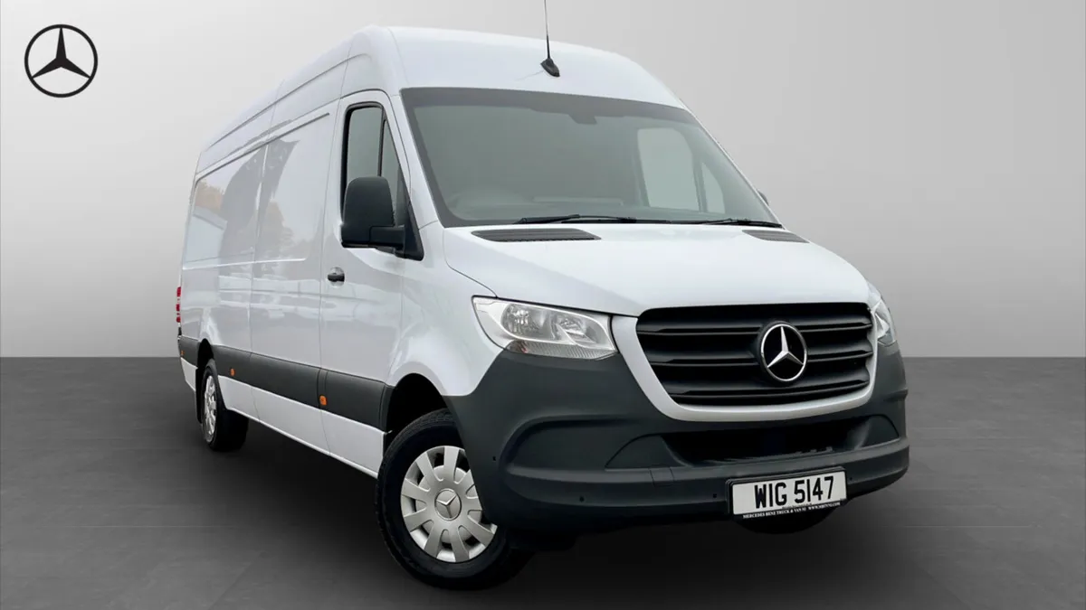Mercedes-Benz Sprinter 315 CDI Premium RWD L3 H2 - Image 1