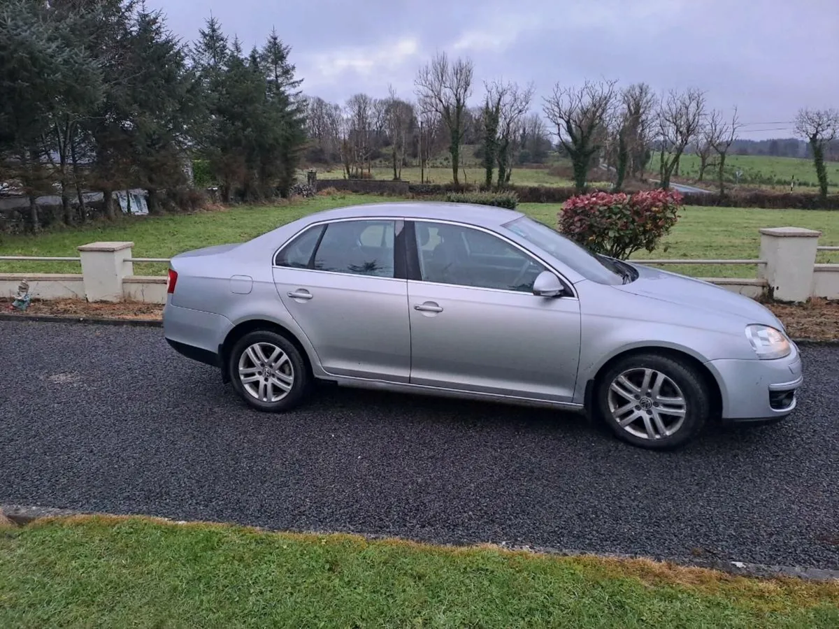 Car - Image 4