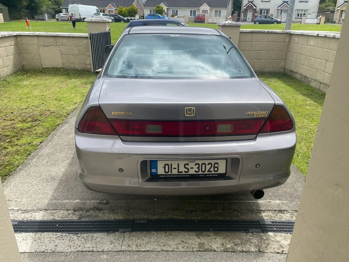 Honda Accord coupe - Image 1