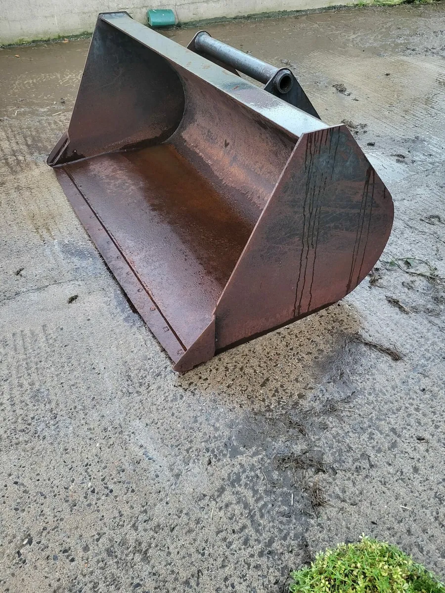 7 foot bucket - Image 3