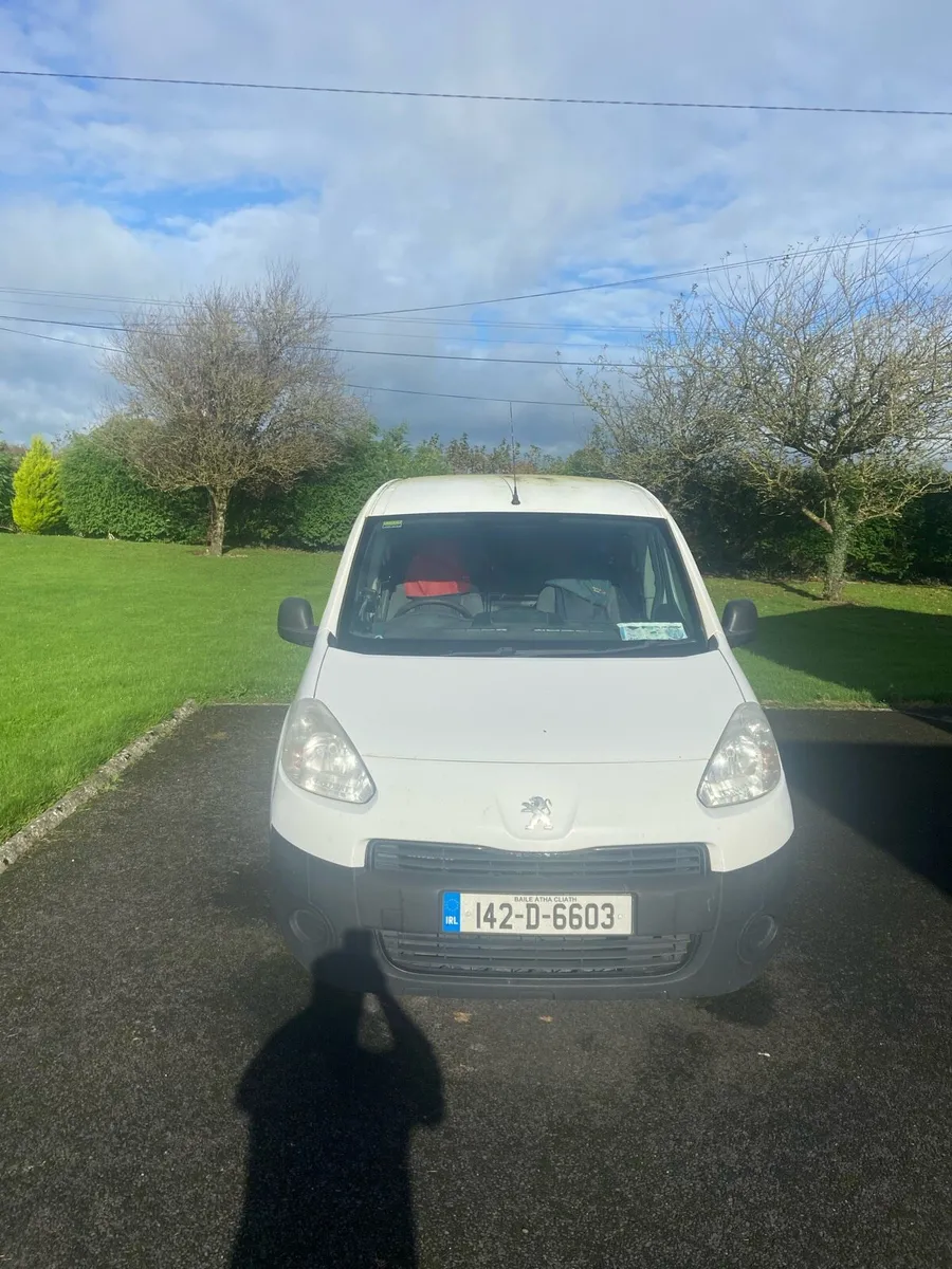 Van - Image 3