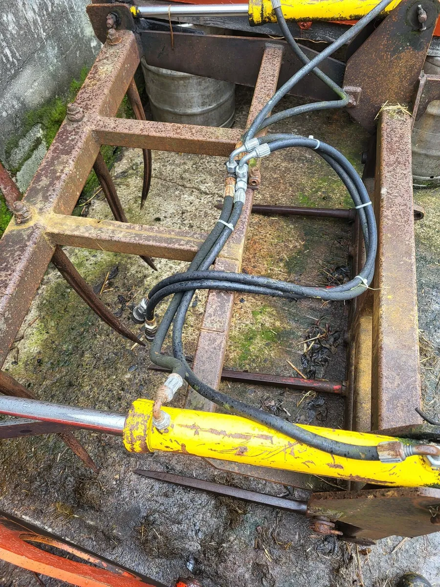 4 foot tine geab - Image 1