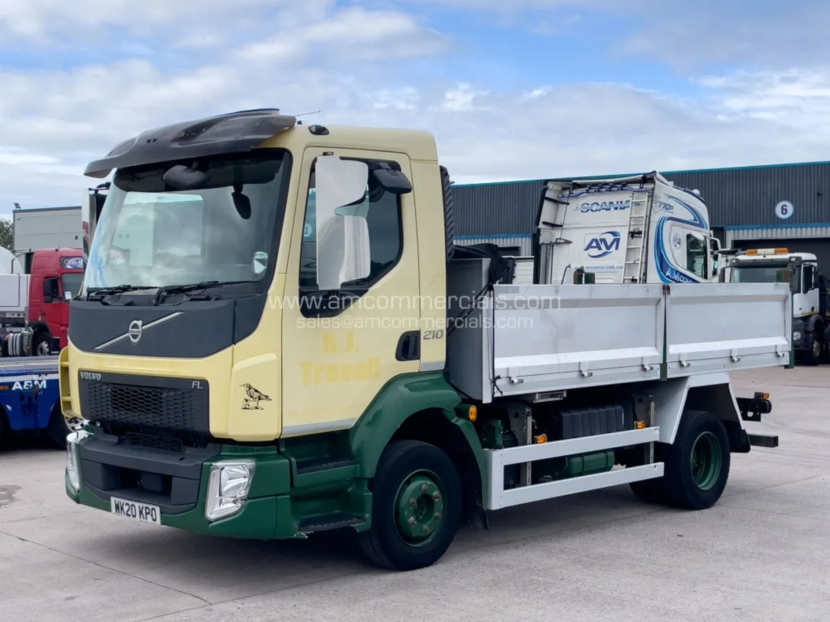 2020 (20) VOLVO FL 210 DROPSIDE TIPPER - Image 3