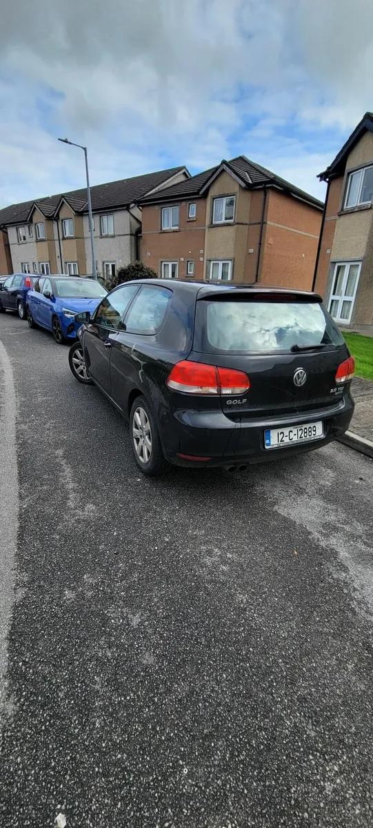 Volkswagen Golf 2012 - Image 2