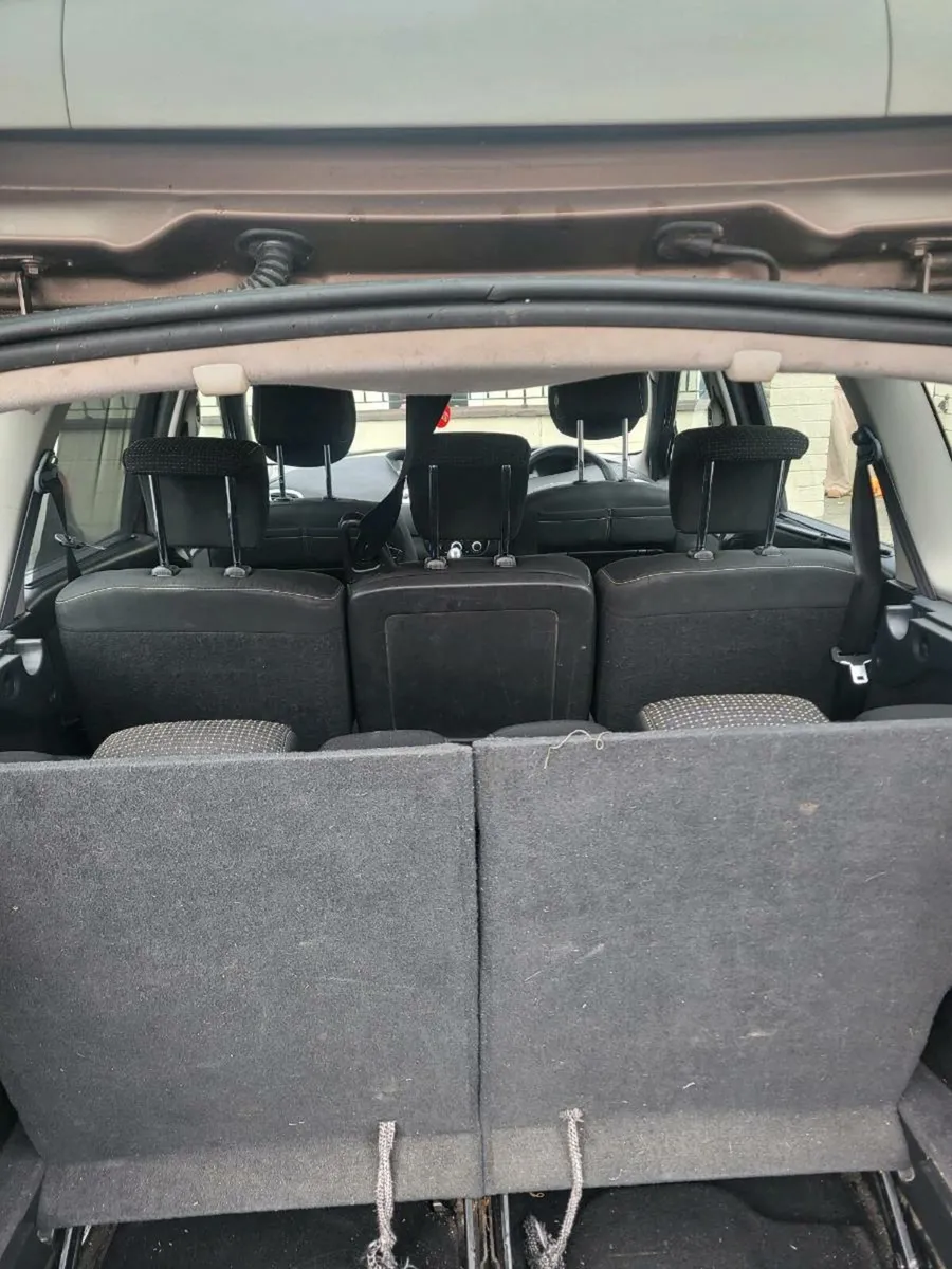 Renault scenic 7 seater nct and Taxed - Image 2