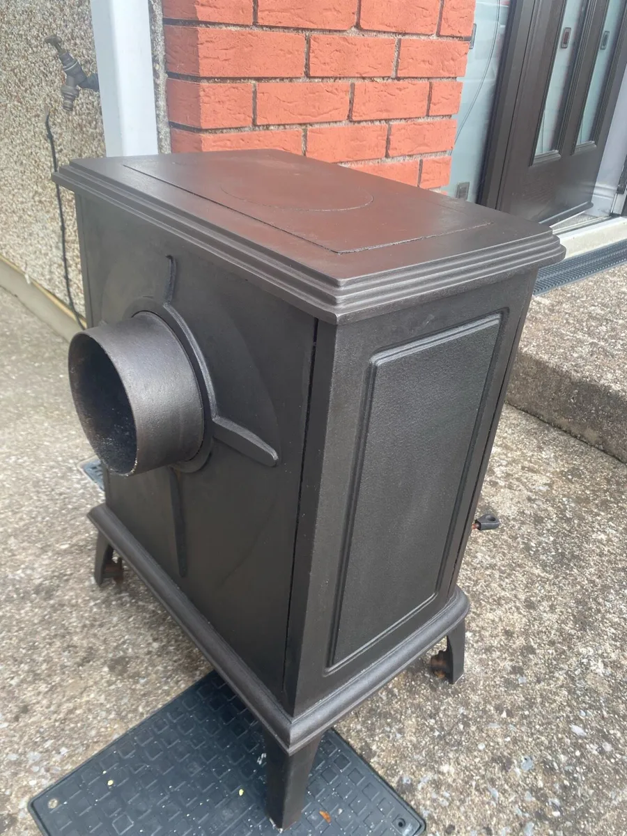 Stove - Image 2