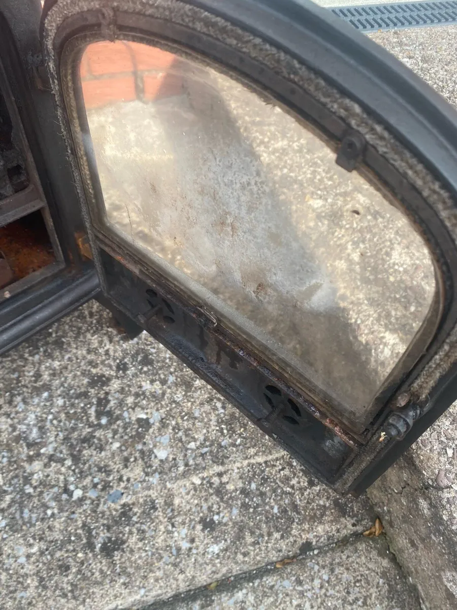 Stove - Image 3