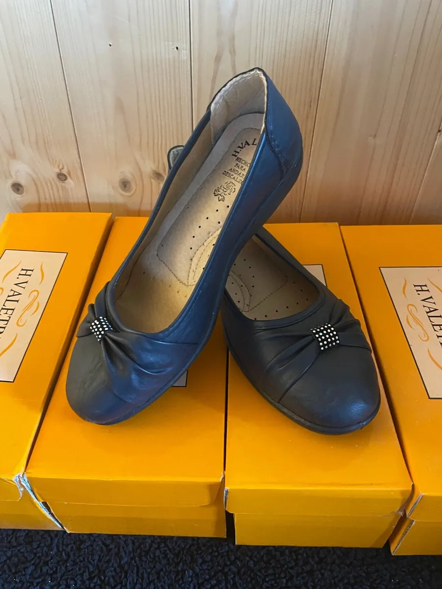 Liquidation stock clearance women’s shoes - Image 3