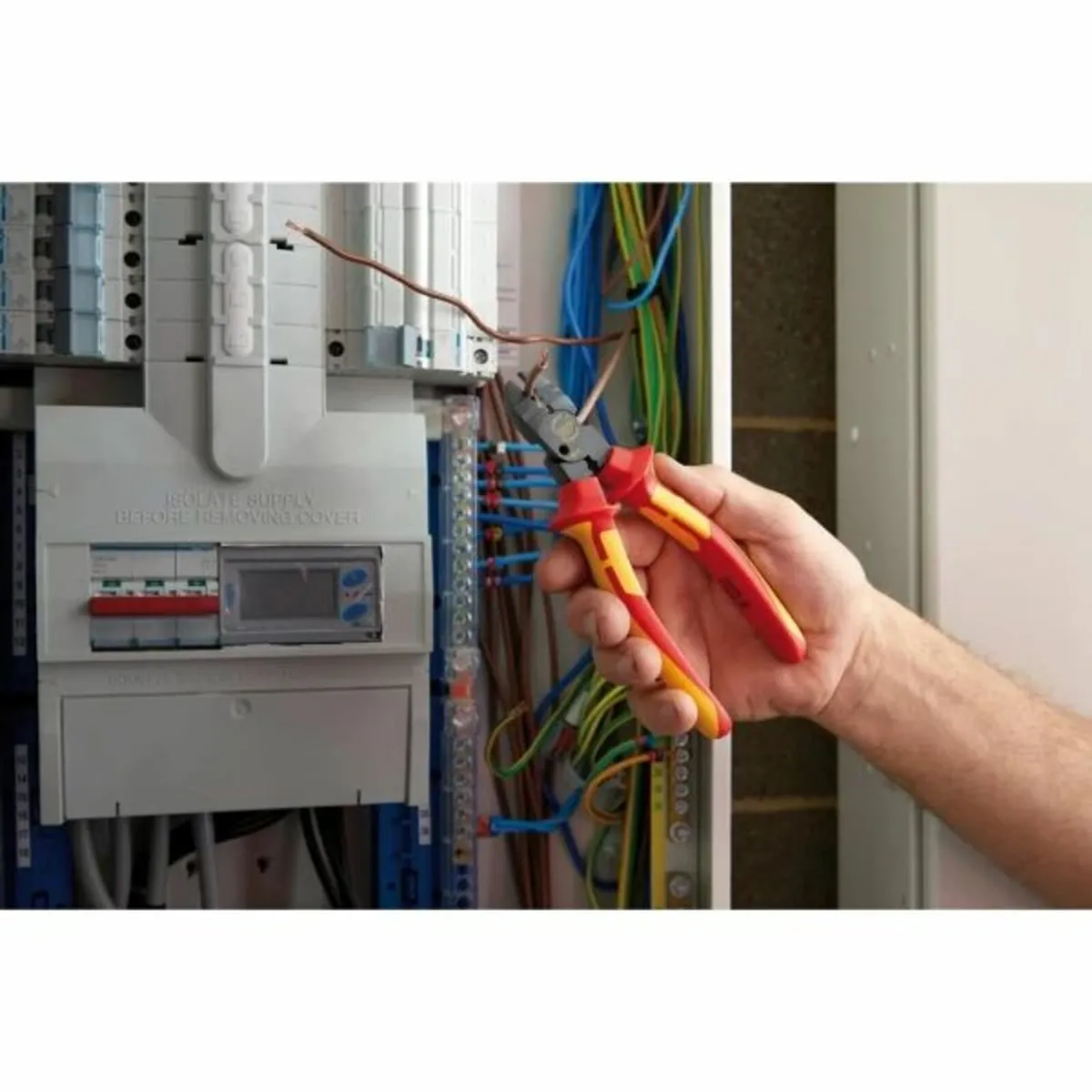Draper XP1000® VDE 4-in-1 Combination Cutter, 160m - Image 1