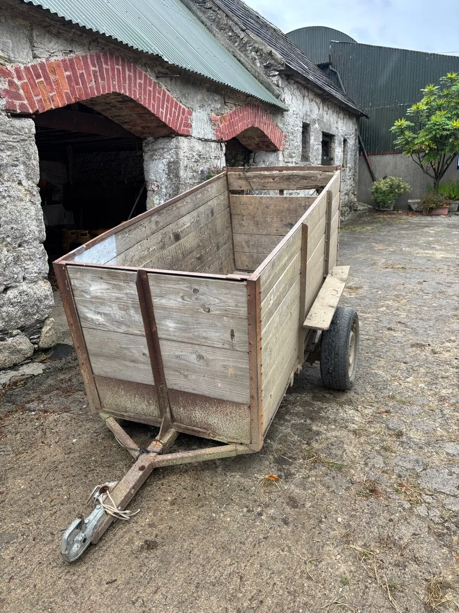 Trailer - Image 2