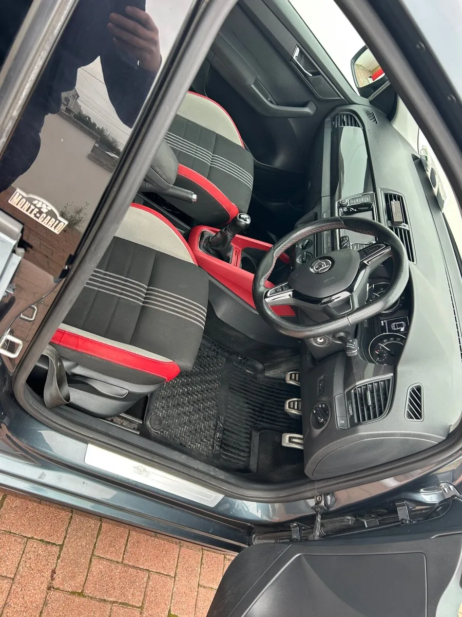 Skoda Fabia 2017 - Image 4