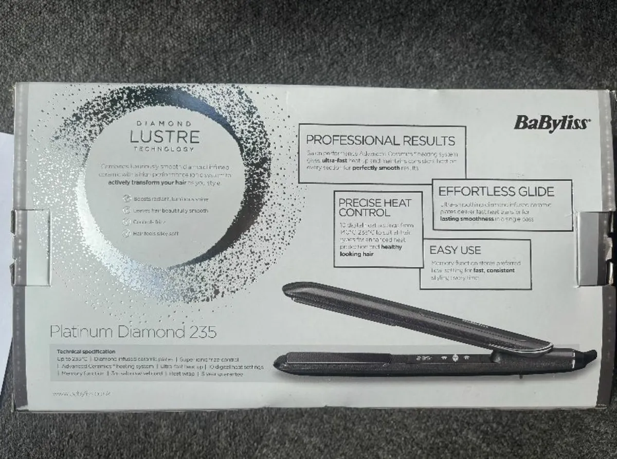 BaByliss Platnium Hair Straightener - Used Once - Image 2