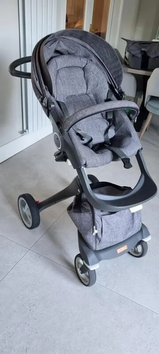 Stokke Xplory Travel System Bundle In Grey Melange - Image 2