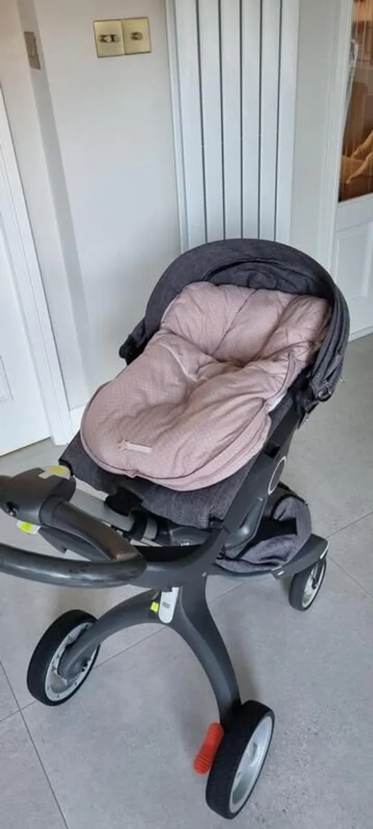 Stokke Xplory Travel System Bundle In Grey Melange - Image 4