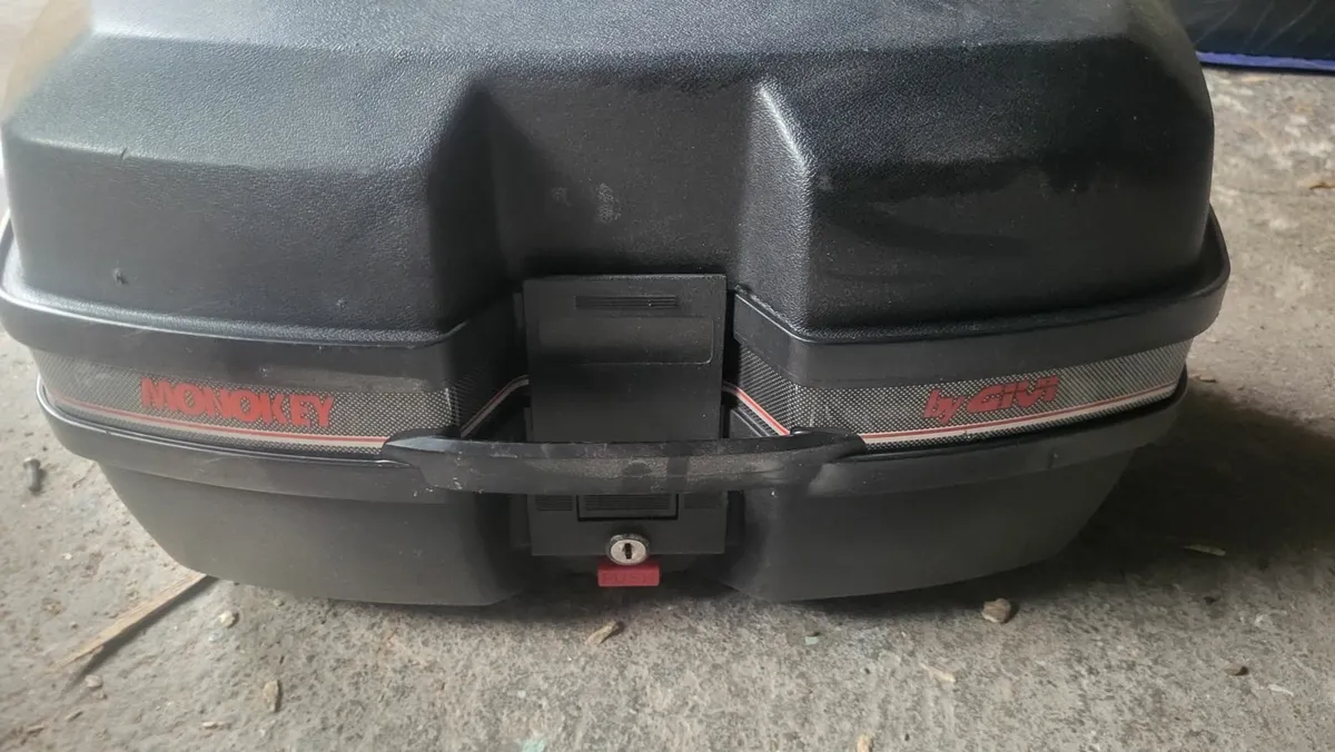 Topbox - Image 1
