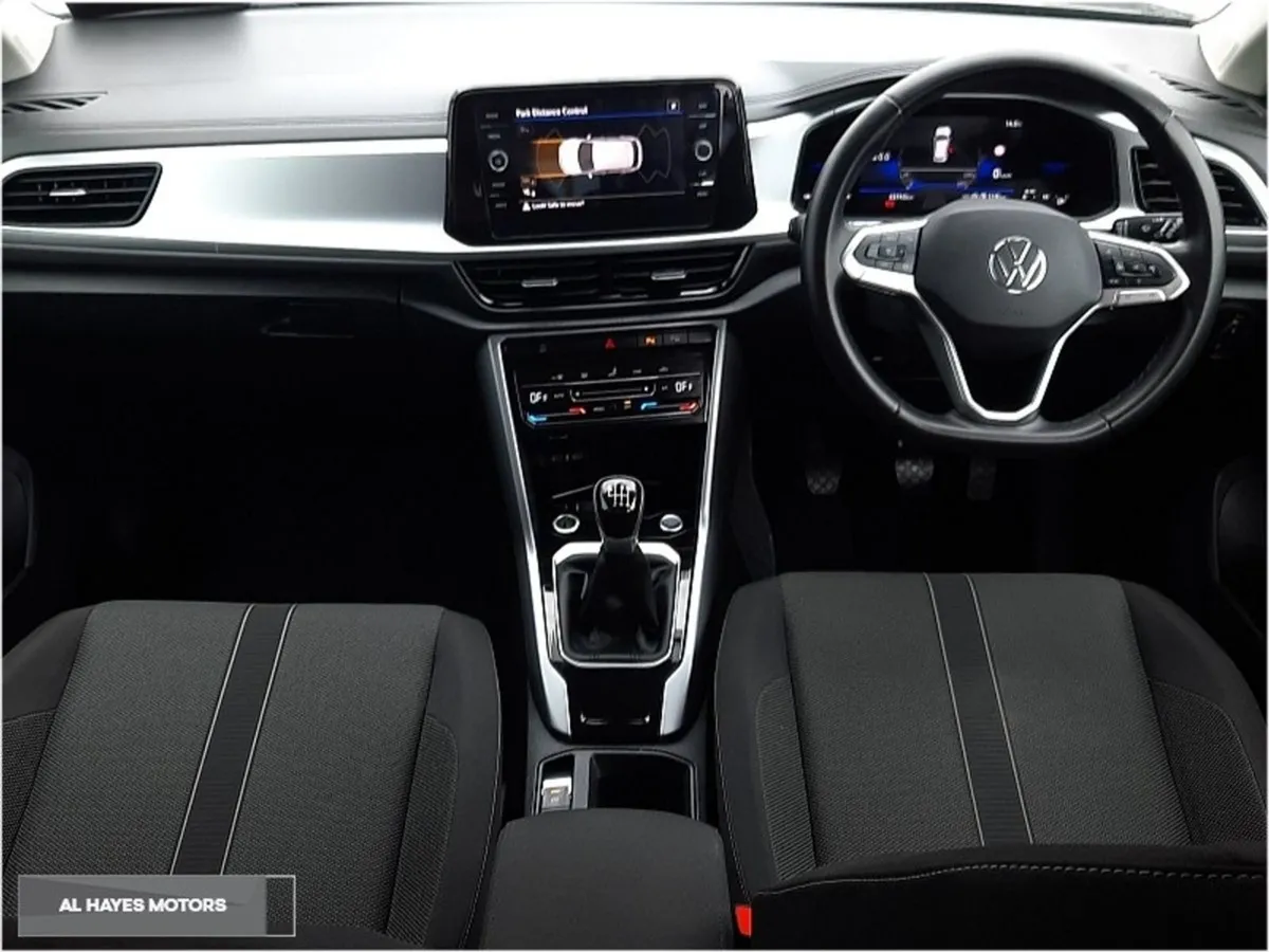 Volkswagen T-Roc  edition 75  2.0tdi M6F 116BHP - Image 2