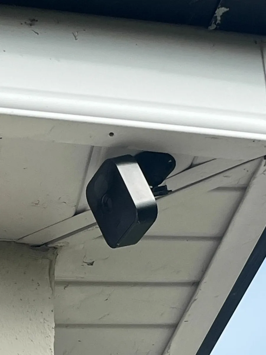 Blink Outdoor Wireless 8 camera security system - Image 2