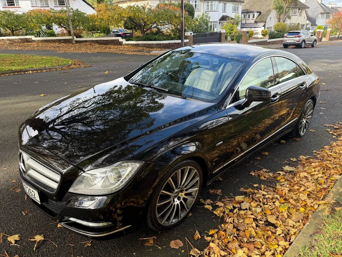 2011 Mercedes CLS NCT 12/26 - Image 2