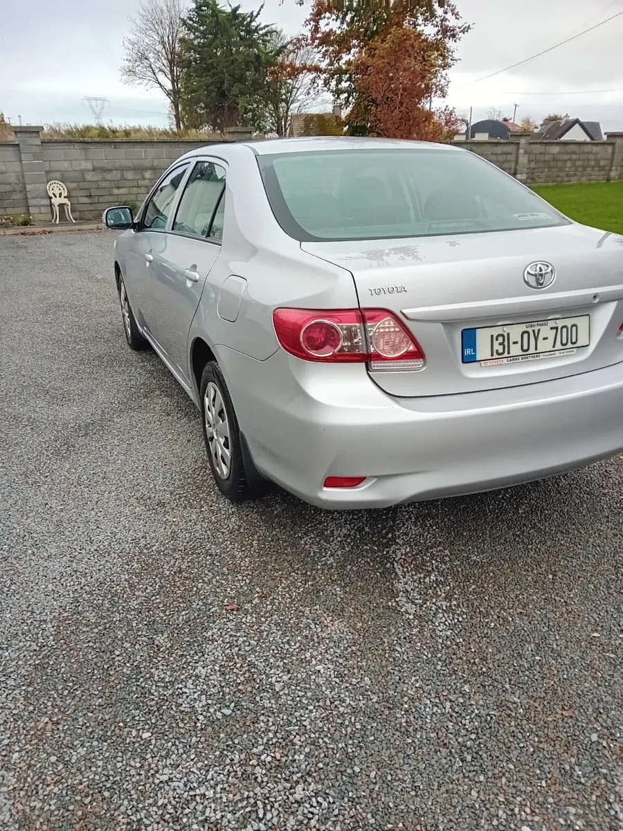 Toyota Corolla 2014 - Image 2