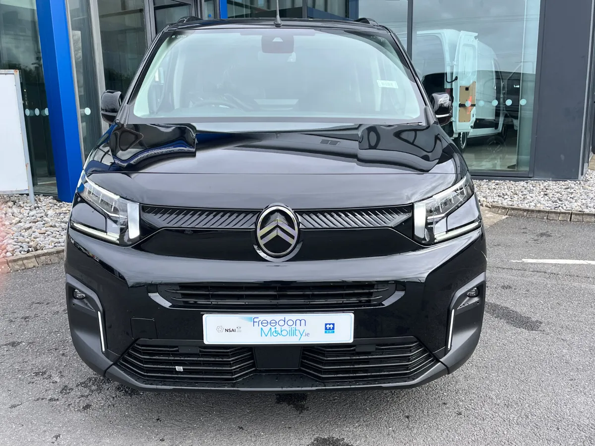 Citroen Berlingo LWB, Taxi Spec, New - Image 2