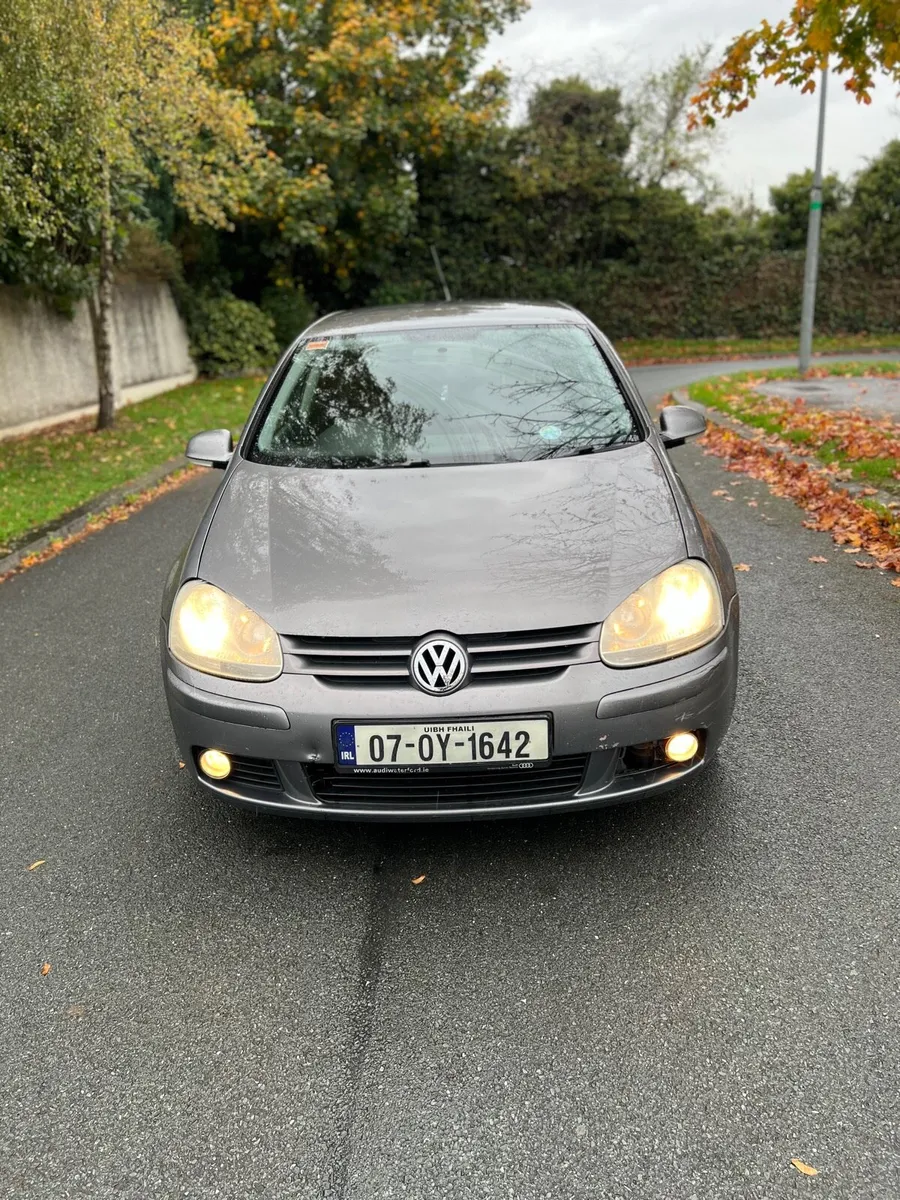 Volkswagen Golf 1.4 petrol - Image 1
