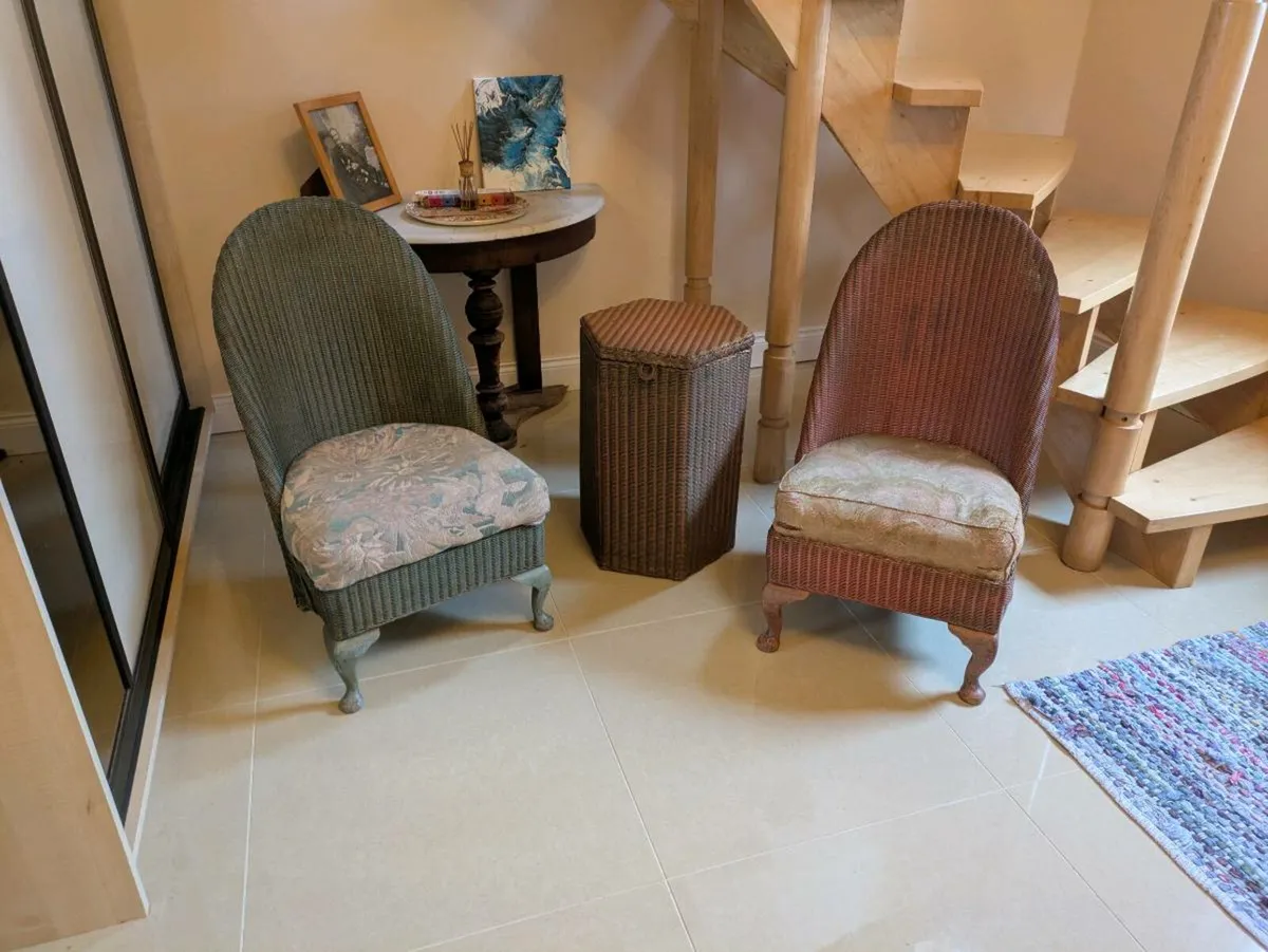 Lloyd Loom nursing chairs and basket - Image 1