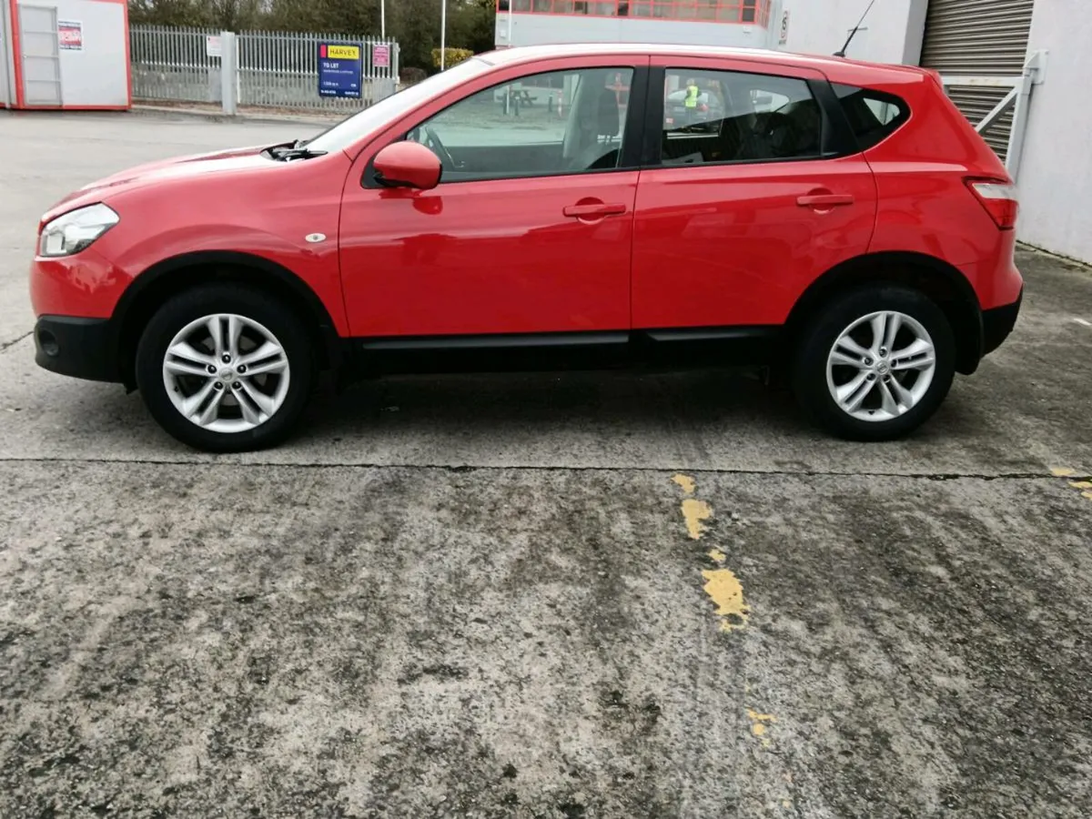 Nissan qashqai 1.5dci Very Clean 2013 - Image 4