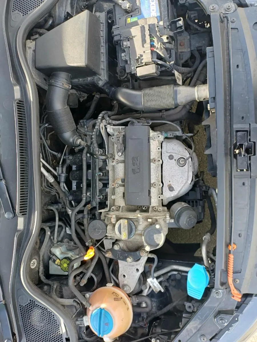 2010 volkswagen polo - Image 4