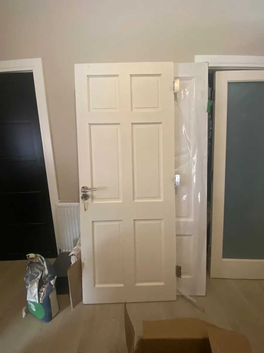5 Doors for sale ! - Image 2
