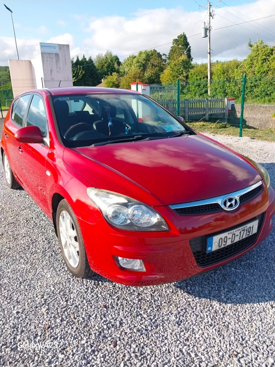 Hyundai i30 - Image 2