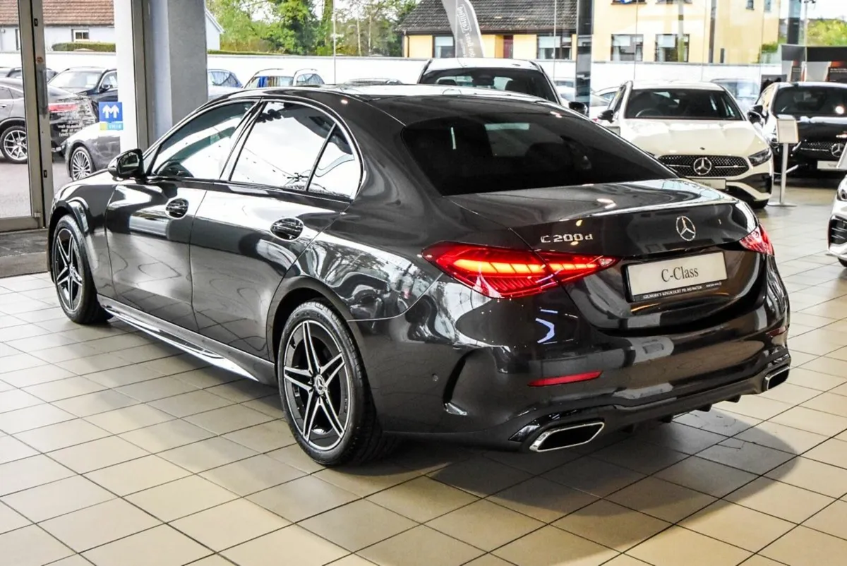 Mercedes-Benz C-Class C200d AMG Night Pack New - Image 4