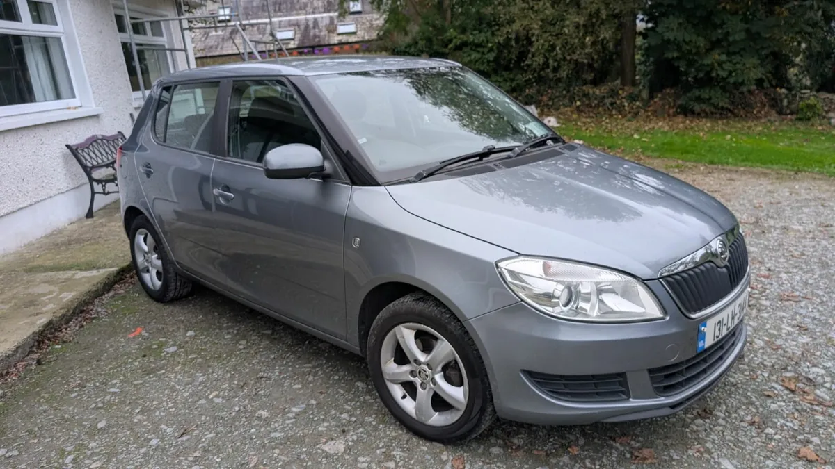 Skoda Fabia 2013 - Image 2