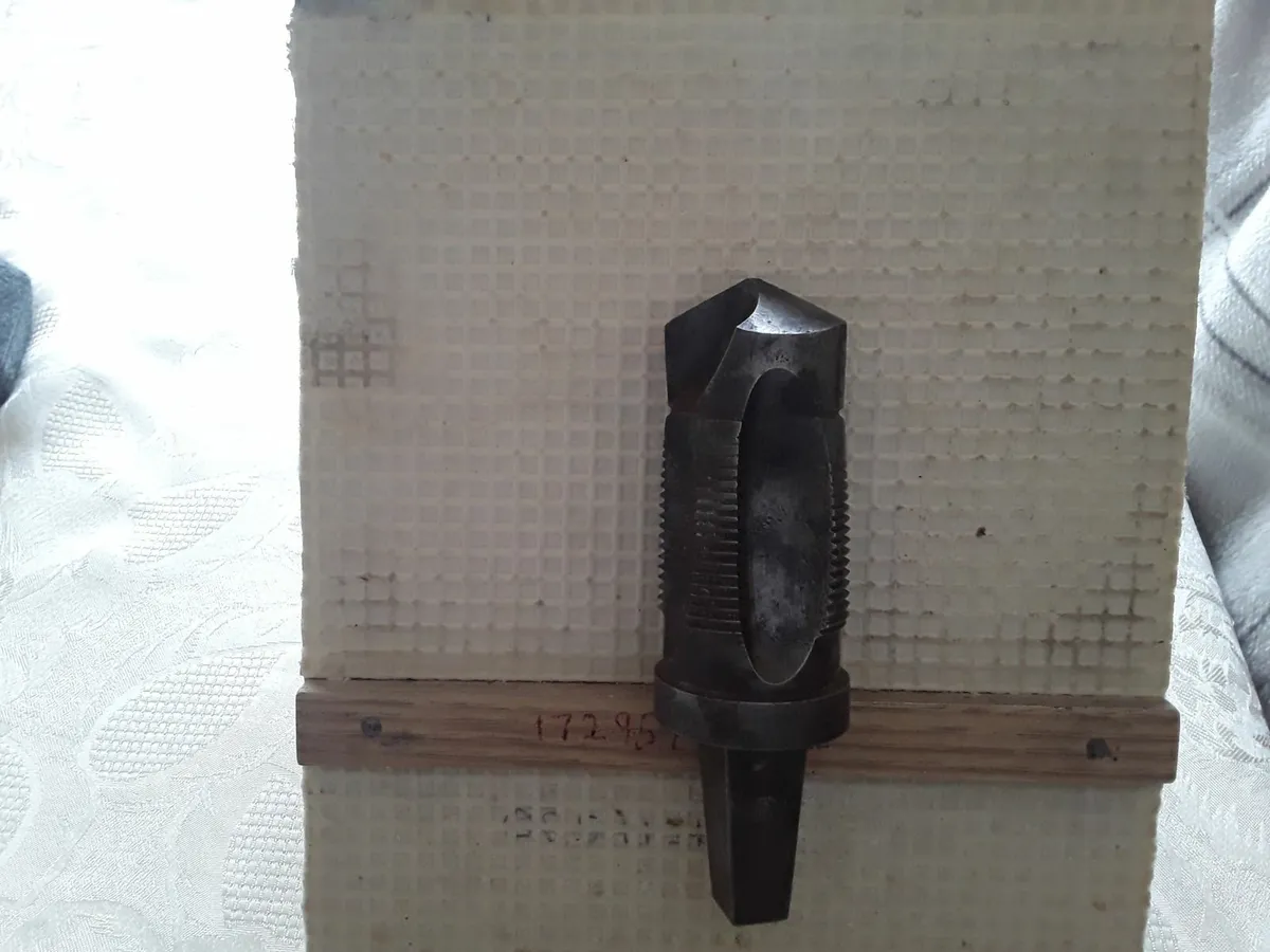 VINTAGE  DRILL  BIT. - Image 3