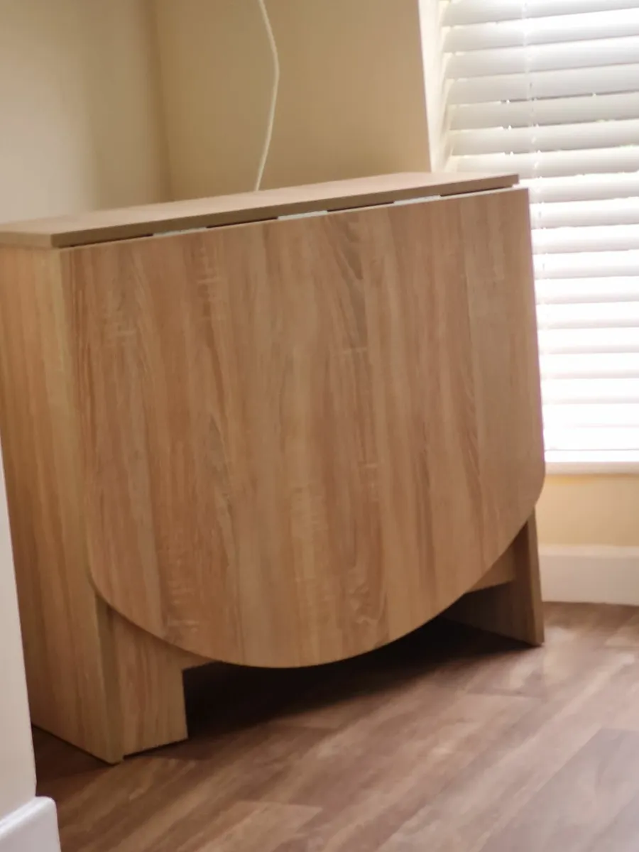 Dinning Room Table - Image 1