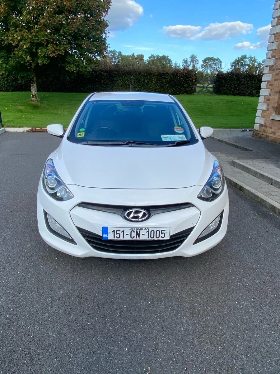 Hyundai i30 1.4 CRDI White **APPLE CAR PLAY** - Image 3