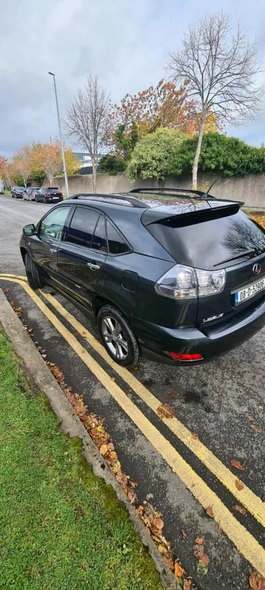 Car - Image 3