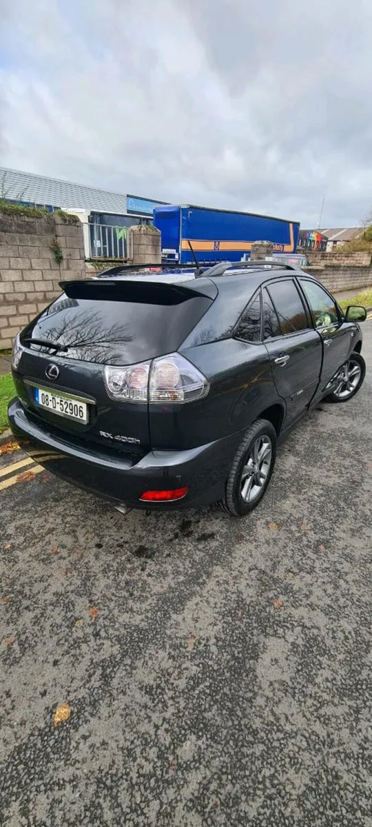 Car - Image 4
