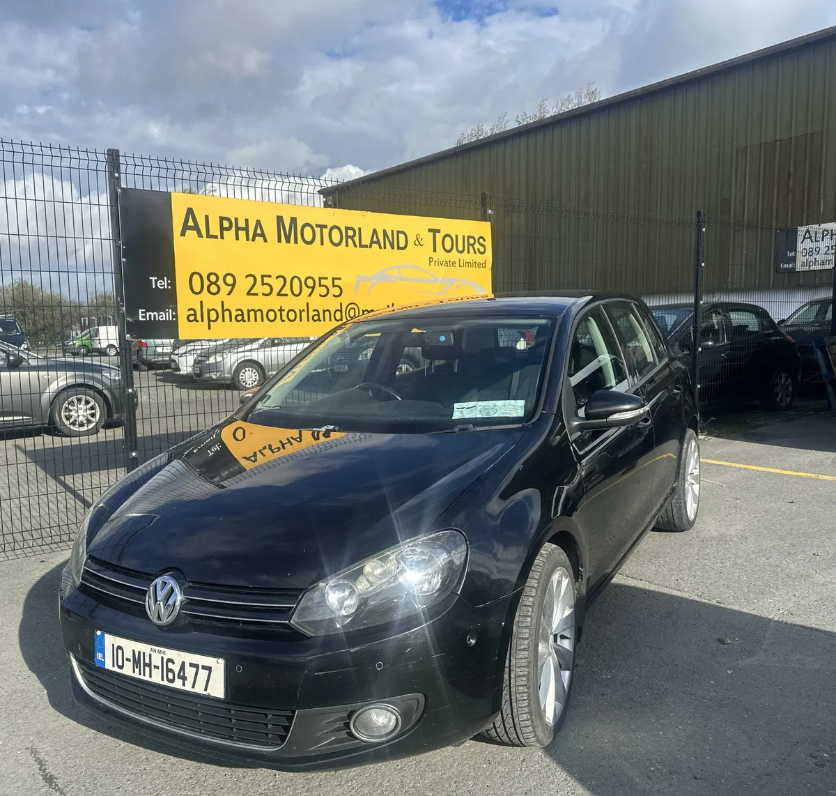 Volkswagen Golf 2010 Manual Diesel - Image 1