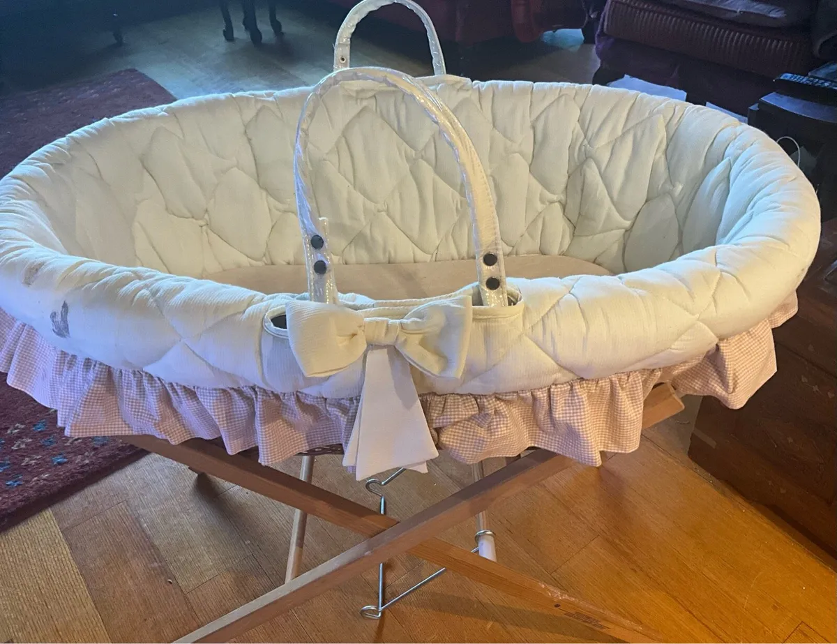 Moses Basket with Stand - Image 1
