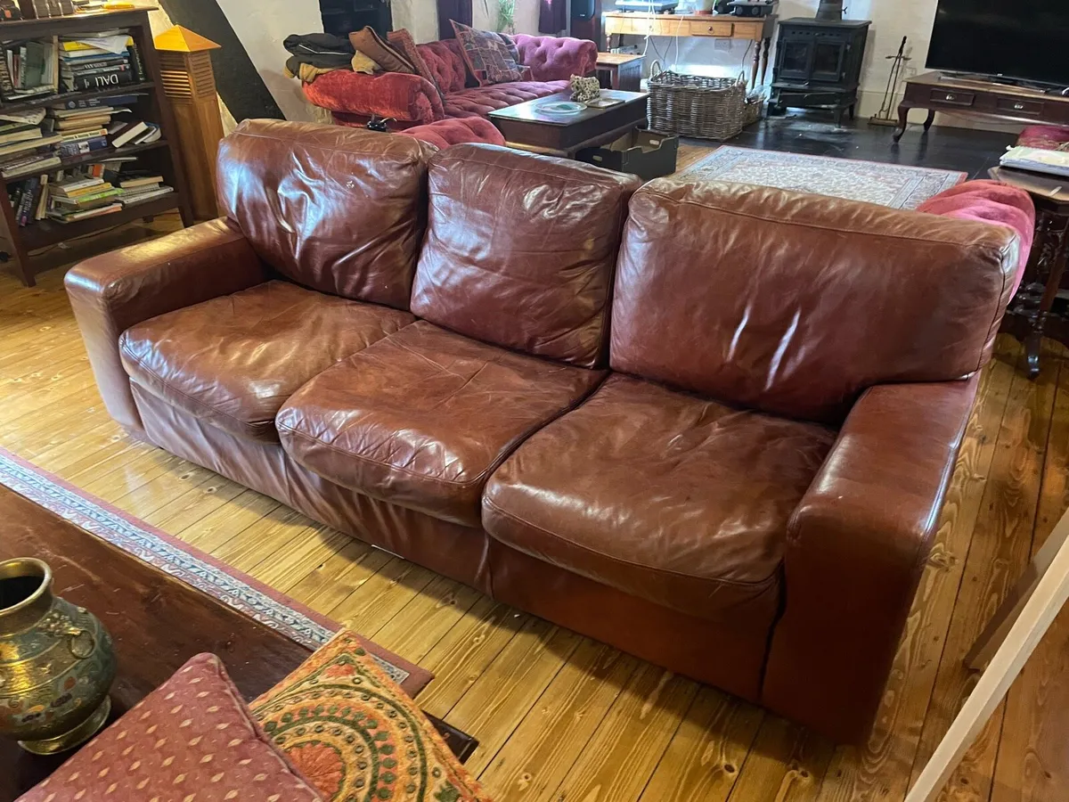 Leather couch - Image 3