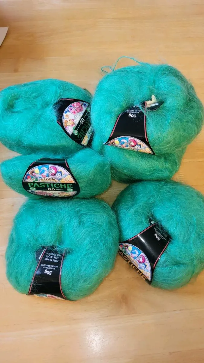 Mohair yarn wool - Image 1
