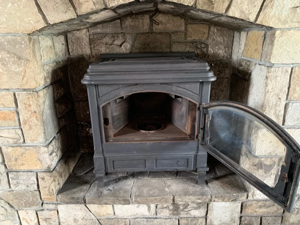 Large EFEL Oil Stove - Image 2