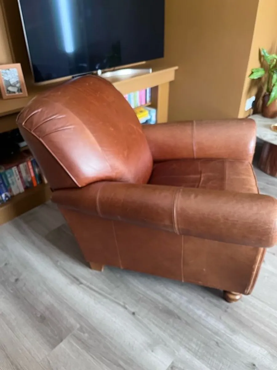 Club recliner chair in genuine leather - Image 2