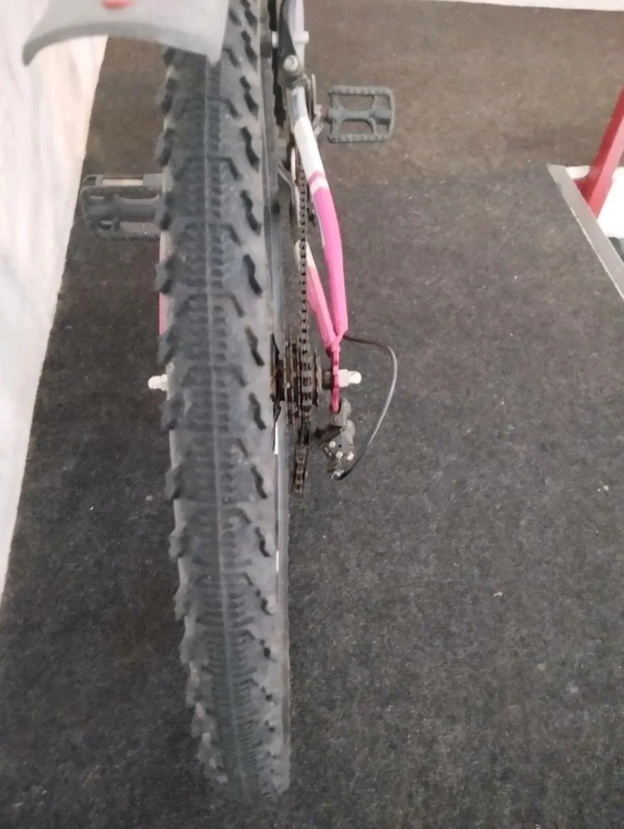Ladies 26inch bike - Image 4