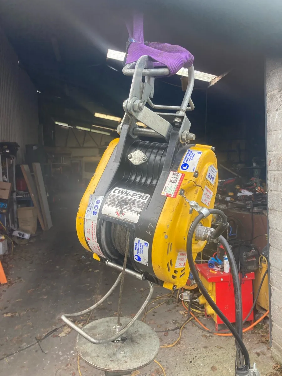 CWS 230 Scaffolding Hoist for sale - Image 1