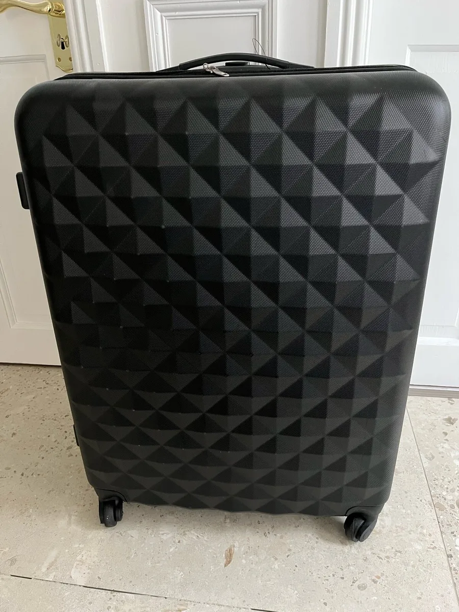 Large suitcase - Image 1