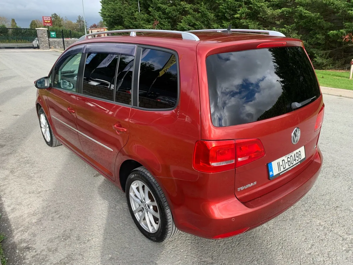 2011 VW Touran automatic Nctd 12/25, tax 10/25 - Image 3